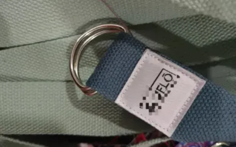 woven logo on yoga strap